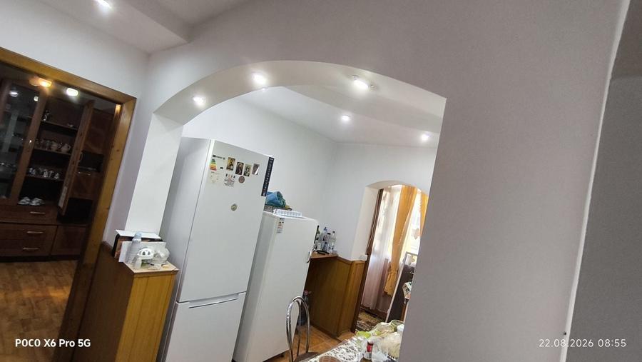Apartament cu 2 camere decomandat în Exterior Vest