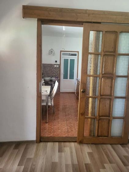 Casă cu 3 camere în Central
