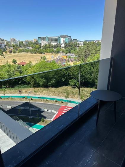 Apartament cu 2 camere semidecomandat în Sopor