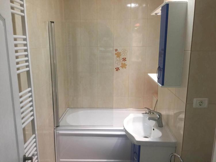 Apartament cu 2 camere decomandat în Berceni