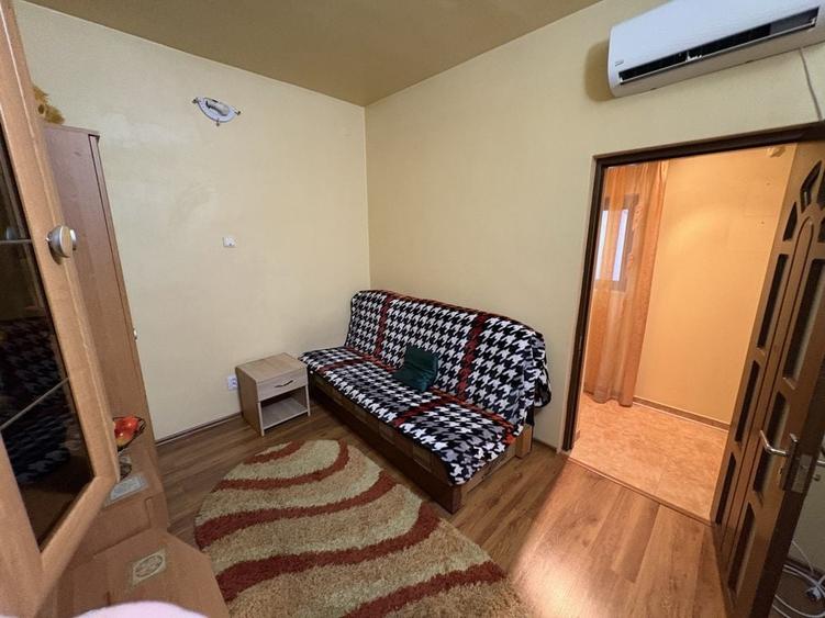 Casă cu 2 camere cu Teren 20 Mp în Dămăroaia