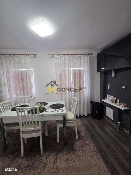 Casă cu 4 camere în Cățelu