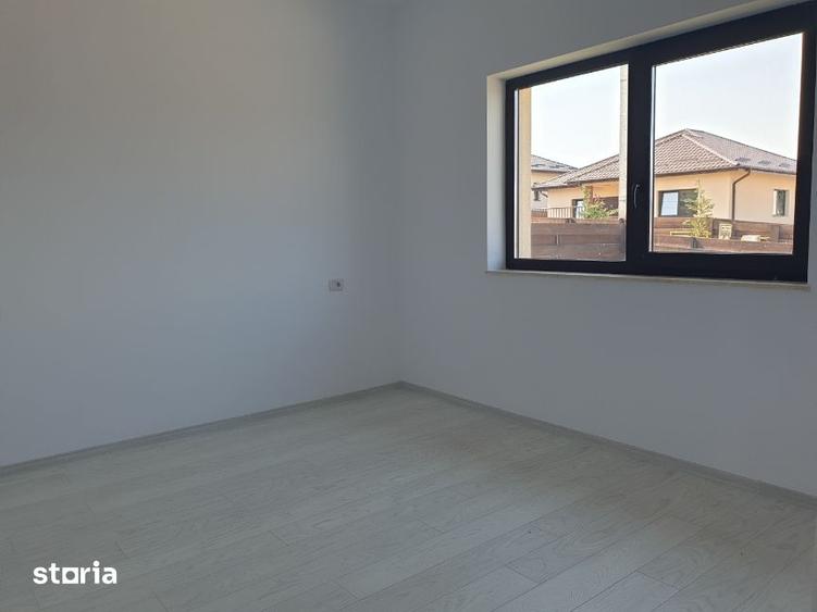 Casă cu 4 camere cu Teren 480 Mp în Valea Lupului