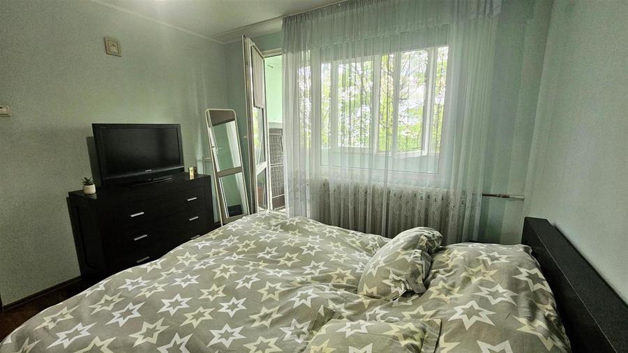 Apartament cu 3 camere decomandat, mobilat în Brâncoveanu