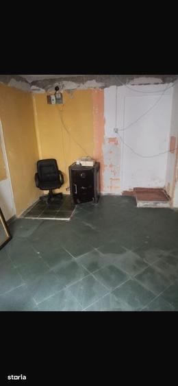 Apartament cu 4 camere în Central