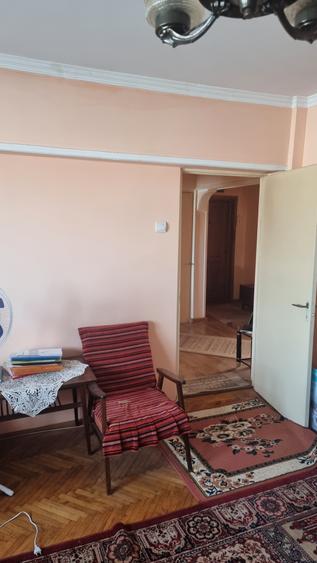 Apartament 3 camere de vanzare, zona Nord - Piață, decomandat, 84 mp - 3