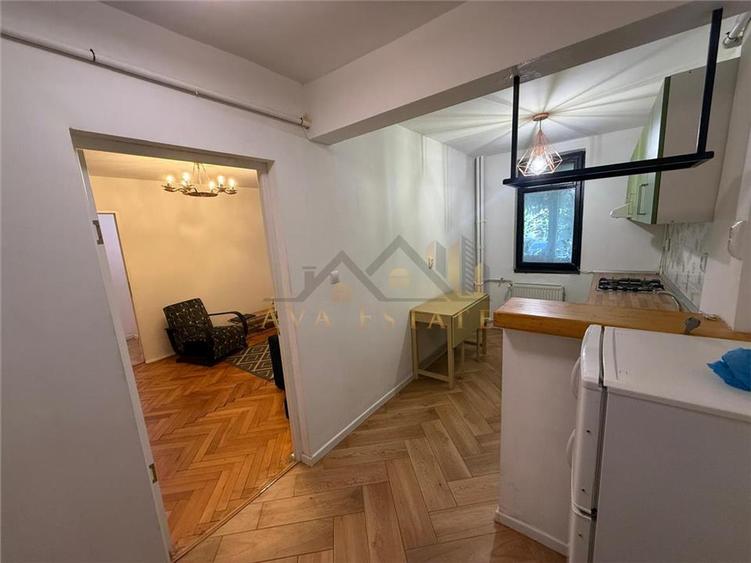 Apartament cu 2 camere semidecomandat în Șagului