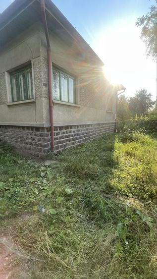 Casă cu 3 camere cu Teren 1000 Mp în Central