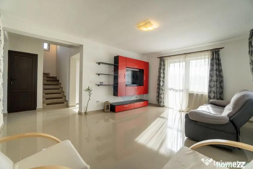 Casă cu 4 camere cu Teren 550 Mp în Tărlungeni