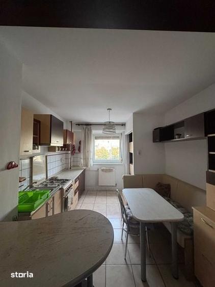 Apartament cu 2 camere decomandat în Iosia
