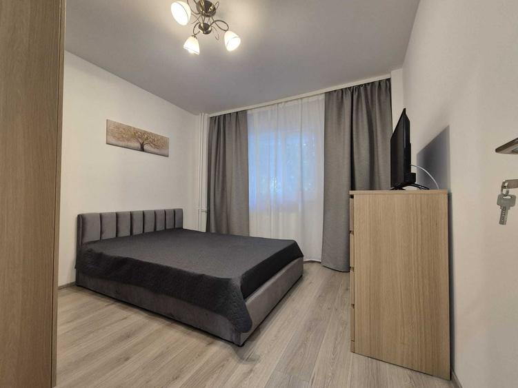 Apartament cu 2 camere semidecomandat în Roșu