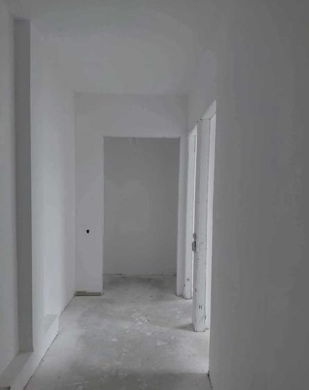 Apartament cu 4 camere decomandat în Mihai Viteazul