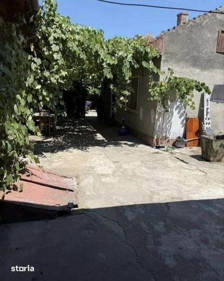 Casă cu 4 camere cu Teren 227 Mp în Traian