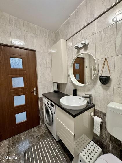 Apartament cu 2 camere decomandat în Metalurgiei