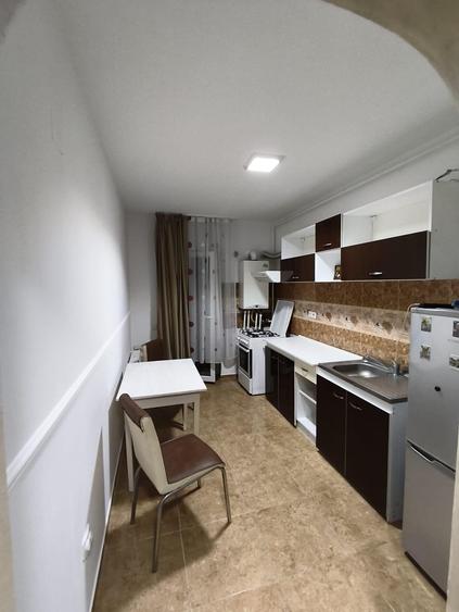 Apartament cu 2 camere decomandat, mobilat în Florești — fotografia 1