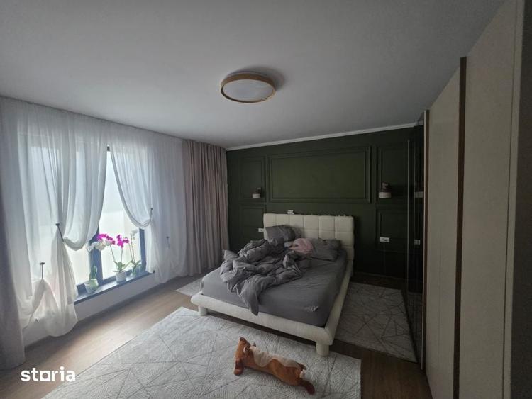 Casă cu 3 camere decomandat cu Teren 497 Mp în Central