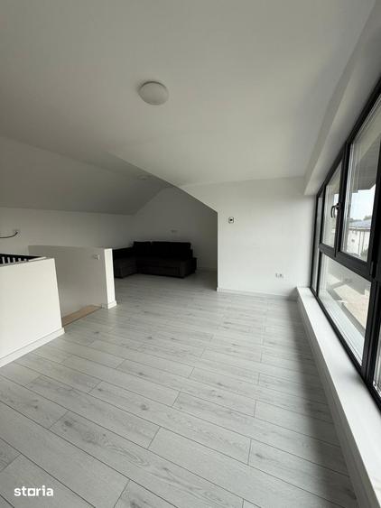 Casă cu 5 camere cu Teren 130 Mp în Berceni