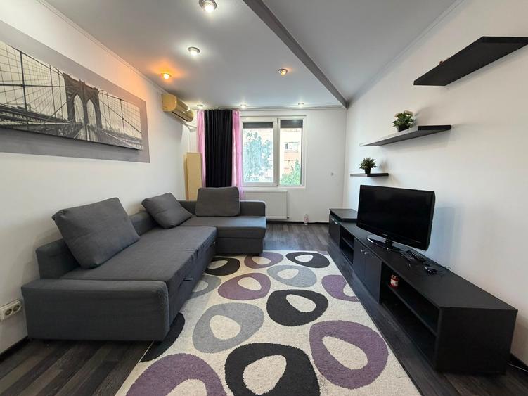 Apartament cu 2 camere decomandat în 1 Decembrie 1918