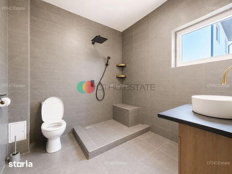 Casă cu 5 camere cu Teren 420 Mp în Central