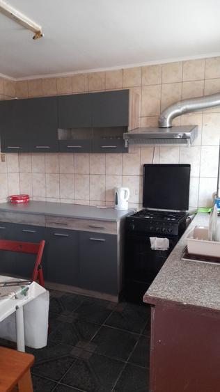 Casă cu 2 camere cu Teren 50 Mp în Vitan