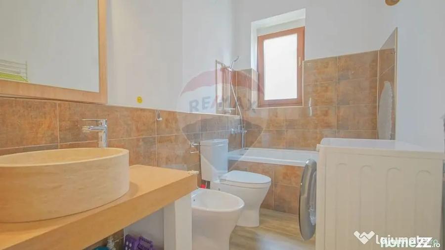 Apartament cu 2 camere semidecomandat în Centrul Istoric