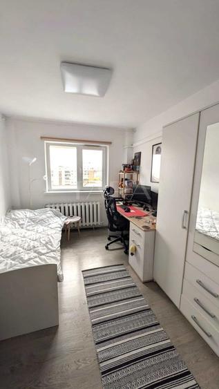 Apartament cu 4 camere decomandat, mobilat în Mărăști