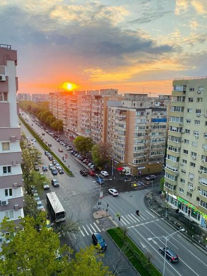 Apartament cu 4 camere decomandat, mobilat în Militari