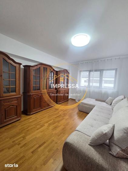 Apartament cu 3 camere decomandat în Central