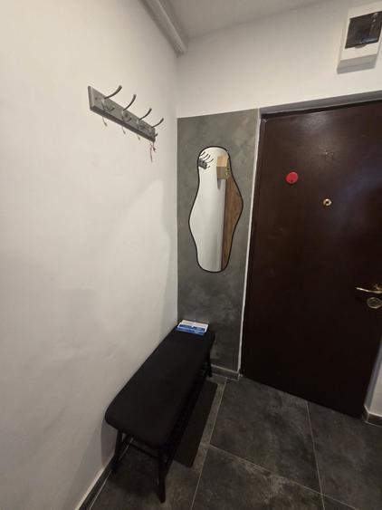 Garsonieră semidecomandată în Sud
