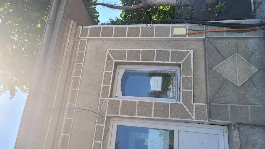 Casă cu Teren 332 Mp în Central
