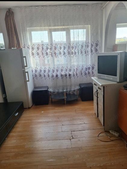 Garsonieră semidecomandată în Sud