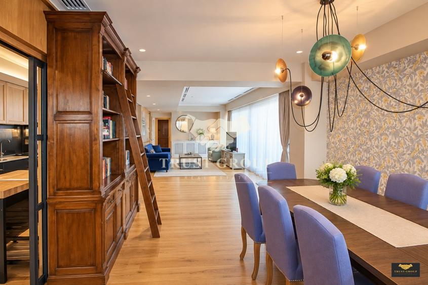 Penthouse cu 4 camere semidecomandat, mobilat în Grădina Icoanei