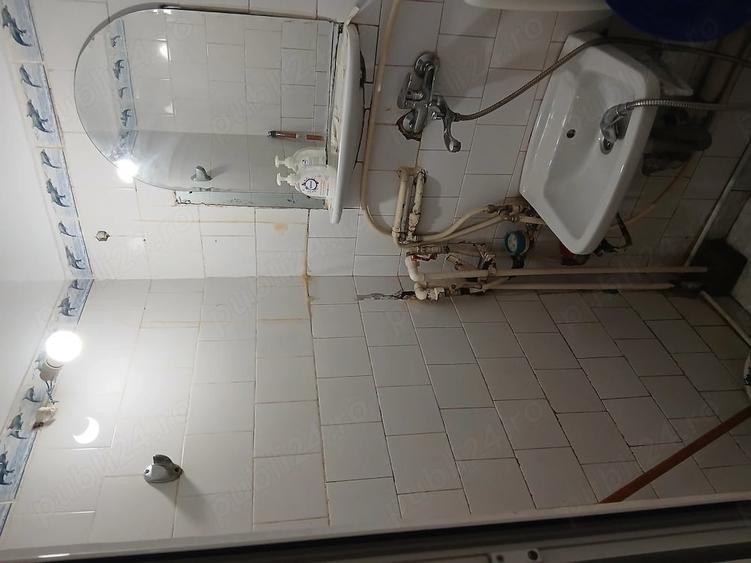 Apartament cu 2 camere decomandat în Trivale