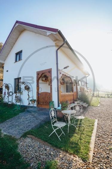 Casă individuală cu 5 camere cu Teren 1000 Mp în Florești
