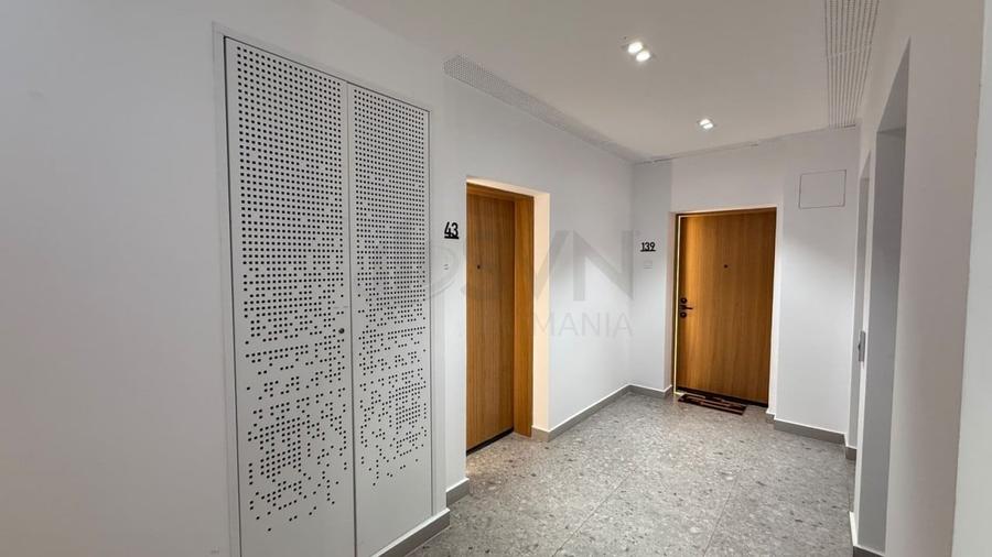 Apartament cu 3 camere decomandat, mobilat în P-ta Presei Libere