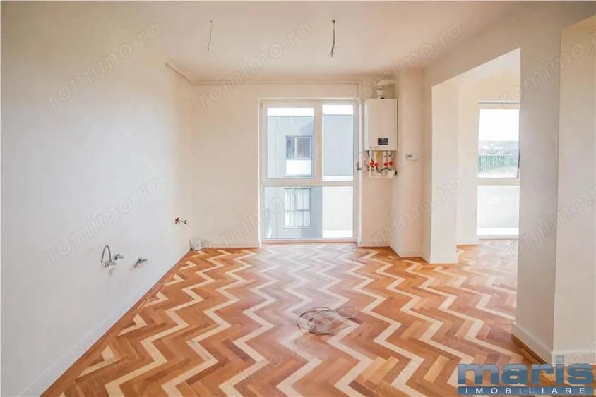 Apartament cu 3 camere în Unirii