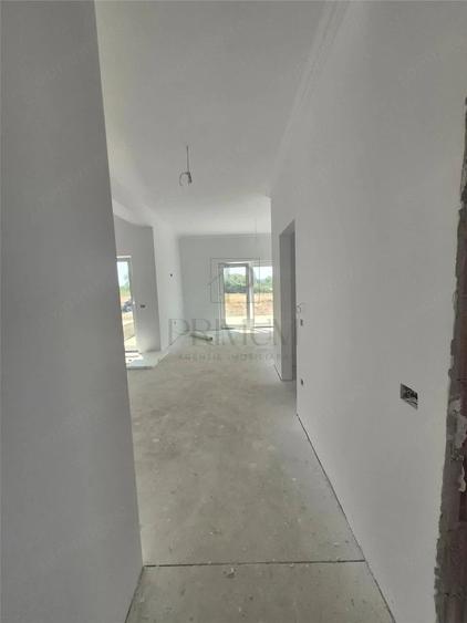 Duplex parter - 2 dormitoare - zona foarte buna - 13