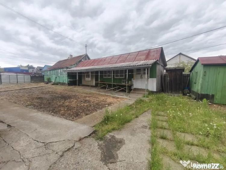 Casă cu 2 camere cu Teren 1600 Mp în Grămești