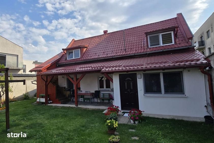 Casă cu 4 camere în Brașovul Vechi