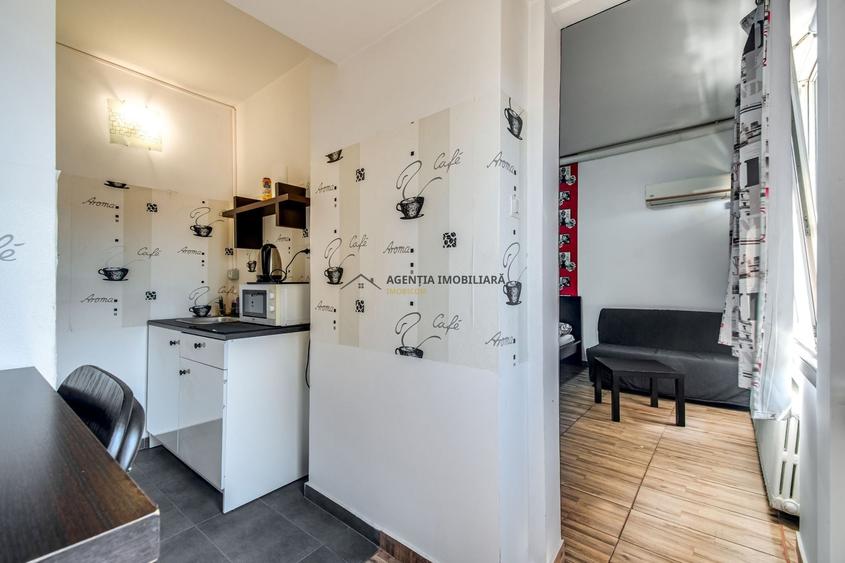 Apartament cu 6 camere decomandat în Ultracentral
