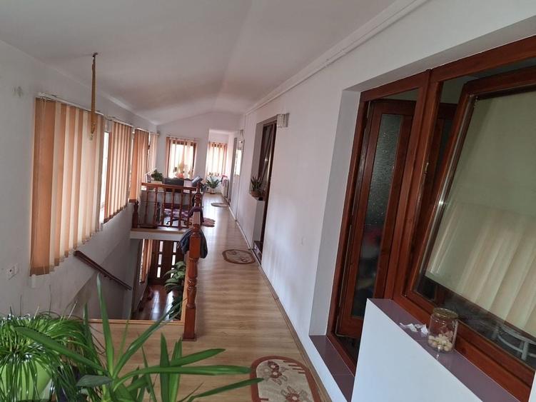Casă cu 3 camere în Central