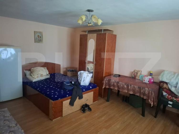 Casă individuală cu 5 camere cu Teren 2300 Mp în Mătăsaru