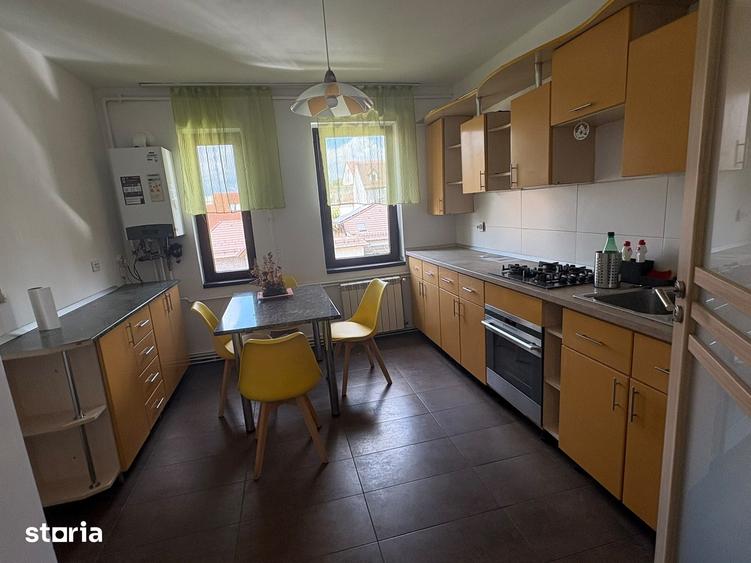 Apartament 3 camere ,zona Centrala - 1