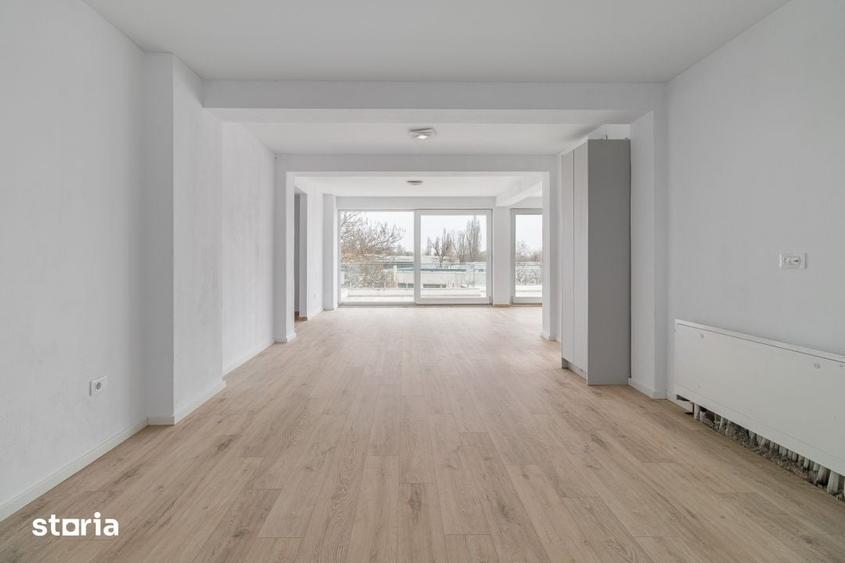 Apartament cu 5 camere în Adunații-Copăceni