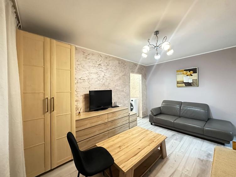 Apartament cu 2 camere decomandat în Bularga