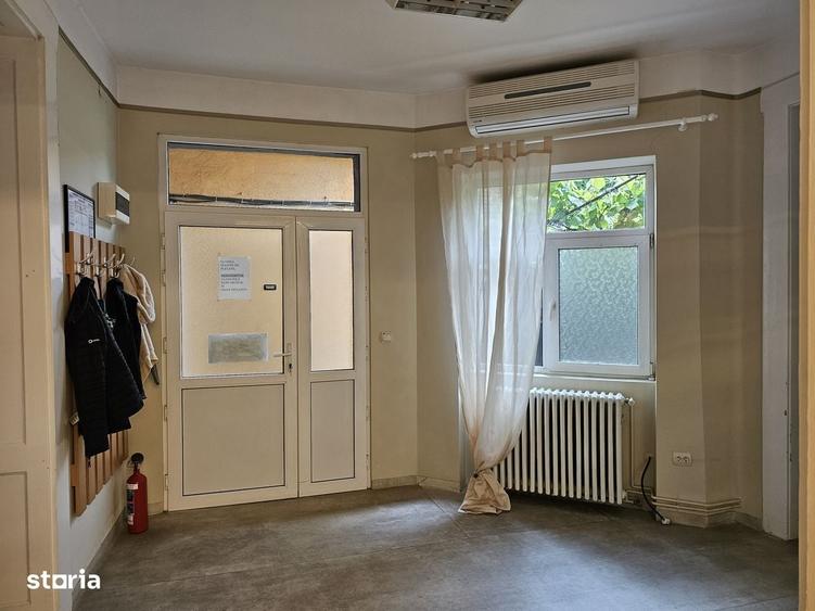 Casă cu 4 camere cu Teren 153 Mp în Podgoria