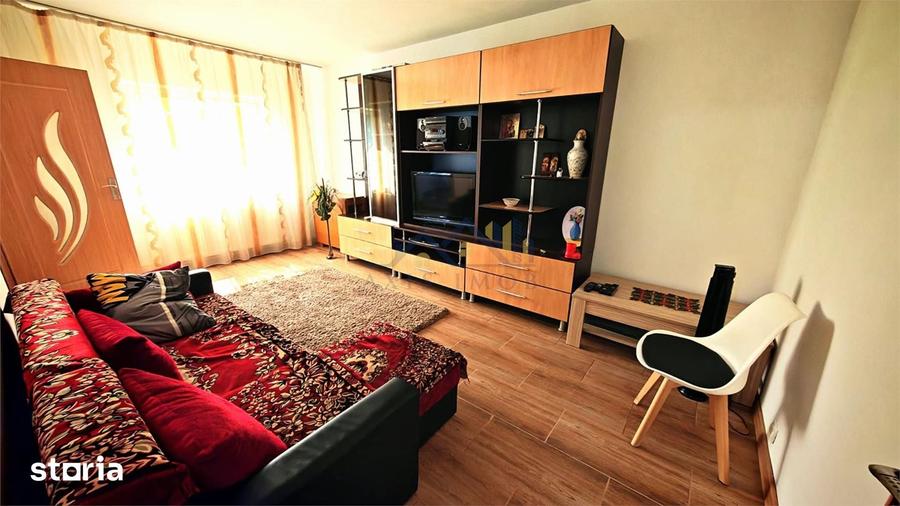Apartament cu 2 camere decomandat în Broșteni