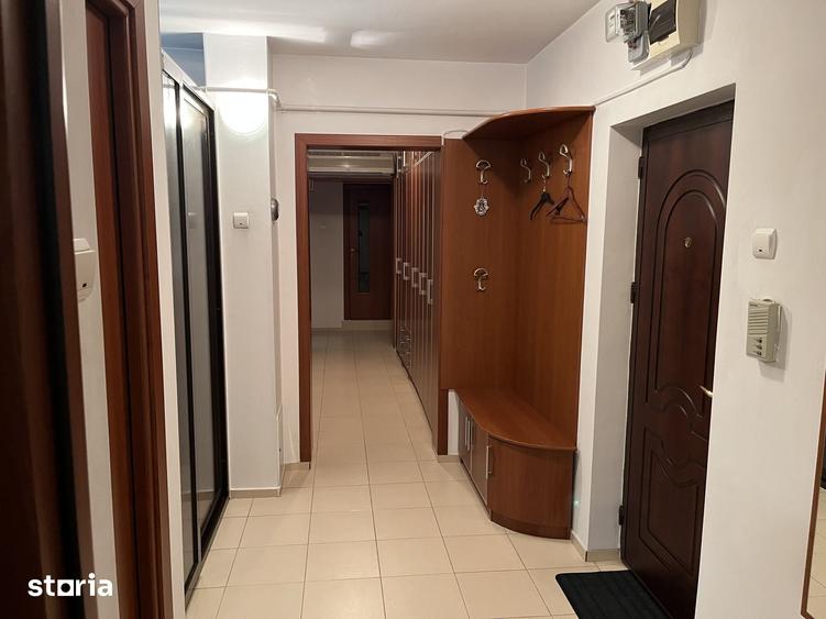 Apartament cu 3 camere în Centrul Istoric