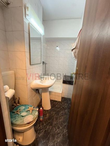 Apartament cu 4 camere decomandat în Ștefan cel Mare
