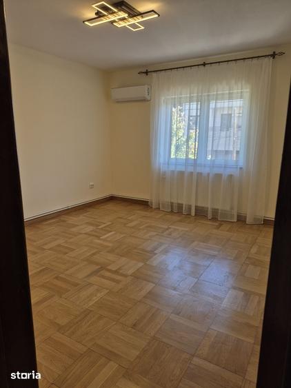 Casă cu 4 camere cu Teren 306 Mp în Dămăroaia